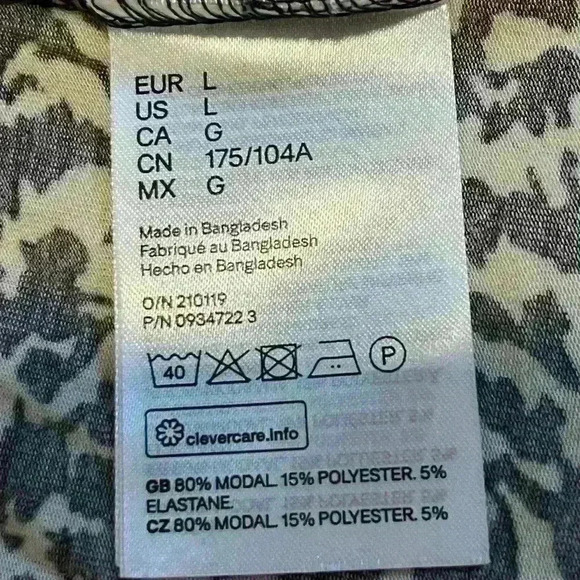 H&M  High Neck Black and Cream Top Size Large - Picture 3 of 3